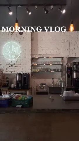 The perfect Saturday morning 🤎 #upstateny #newyorktiktok #morningvlog #coffeeshop #fallmorning 