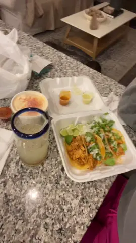 These vibes are it!!  #tacos #trending #minivlog 