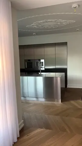 Rate this kitchen  •(Via @projekt44_ // ig) #interiordesign #design #interiorstyling #architecture #interiorspace #kitchen #kitchendesign 