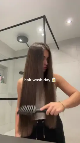 love fresh hair days 🧖‍♀️🫶✨ #hairtok #haircareroutine #hairwashday 