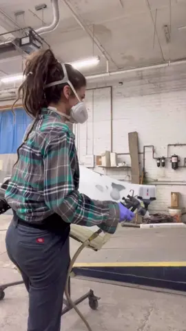 Primer and fine line tape tips. #3m #ppg #ppgrefinish #painter #artist #refinish #tape #pearlwhite #white #girls 