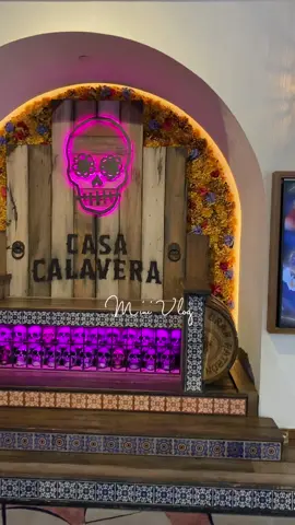 I want to start trying different restaurants so welcome a new series with me! 😍 #minivlog #lasvegastiktok #lasvegas #latinacontentcreator #latinacreator #FomotionalFinds #parati #fyp
