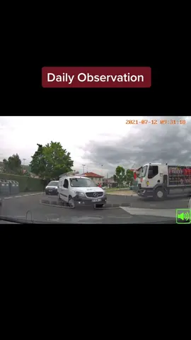 YouTube_ Dashcam AURA #dashcam #contresens 