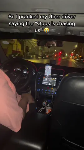 Pranking my Uber driver 😭, (Trained professionals) 