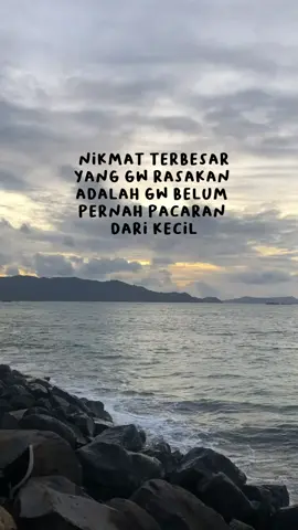Alhamdulillah masih bisa bertahan di era dmn para remaja jmn skrng udh punya ayangg😤