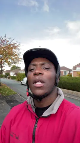When people see a black man On a horse 🤣🙈 #fyp #foryou #foryoupage #horses #maleequestrian #exracersoftiktok #showjumper #exracer #thoroughbred #hacking 