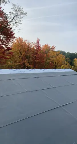 Did a roof on a house being build for a famous basketball player #fyp #mansion #lakehouse 