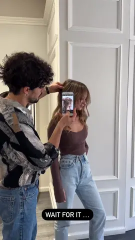 Colore che spacca!!! 😂🤦🏻‍♂️ #hair #funny #spaccata #tiktok  • #hairvideo #viral #video #hairstyle #haircolor #photooftheday #instagood #milano #picoftheday #funny #balayage #ombre #like #Love
