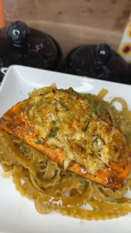 Crab Stuffed Salmon over Garlic Noodles  Salmon (Wild Caught)  Avocado Oil  Cajun Seasoning (To Taste)  1 Tablespoon of Garlic Powder  1 Tablespoon of Onion Powder  2 Teaspoons of White Pepper  Crab Stuffing:  1 Tablespoon of Mayonnaise  2 Teaspoons of Dijon Mustard  6-7 Crackers Crushed  2 Teaspoons of Cajun Seasoning  2 Teaspoons of Garlic & Onion Powder  1 And 1 half Cup of Crab Meat  Sauce:  1 Half Cup of Oyster Sauce  1 Half Cup of Hoisin Sauce  2 Teaspoon of Soy Sauce  2 Tablespoons of Honey  1 Tablespoon of Brown Sugar  2 Tablespoons of Butter (To Cook down Garlic and Green Onion)  Green onion (Chopped ) 4 Garlic Cloves (Chopped)  🚨PASTA WATER IS ESSENTIAL TO BREAKING DOWN THE SAUCE, GRADUALLY ADD IT IN WHEN YOUR MIXING IN THE PASTA  . . . . #daronthechef #fyp #xyzbca 