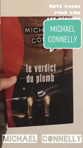 🎃 En cette semaine d'Halloween, je vais vous présenter plusieurs livres policiers et thrillers...  ✒️ On continu aujourd'hui avec un focus sur l'auteur américain Michael Connelly...  📚Voici quelques uns de ses livres que j'ai sous la main. Mettez pause pour lire les résumés 😉 ❓Tu le connais ? C'est lequel ton préféré ?  #BookTok #booktokfrance #bookclub #romanpolicier #thrillerbooks #thrillerbooklover #suspensebooks #halloween #michaelconnelly 