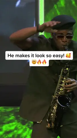 Just love how he makes the entire performance so fun to watch! 🥰🔥 He makes blowing Sax look so easy 🤯.  #de9jaspirittalenthunt #dth 