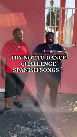 This was a hard challenge #latinoamerica #latinastiktok #spanishsongchallenge #trynottodance #spanishtiktok 
