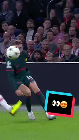 We’ve seen that one before, skipper 👀😍 #fyp #foryoupage #lfc #liverpool #henderson #salah 