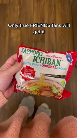 If you’re a hardcore FRIENDS fan you will get it lol #friendsshow 