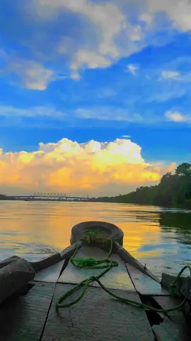 nowka ride at Surma River #nature #beauty #surmariver #outing #nowka #bangladesh #traveling #sylhet #traveltiktok #weather #natureofbeauty 