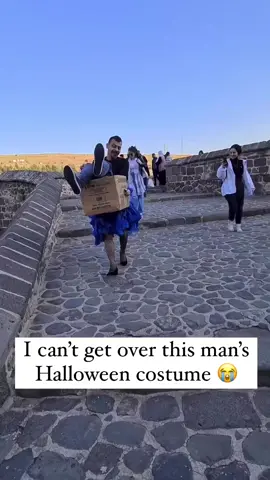 This Halloween outfit is awesome..