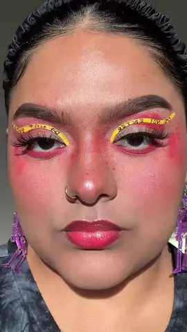 Crime Scene 🪓⚠️  #foryou #fypシ #31daysofhalloweenmakeup #spookyseason #31daysofhalloween #halloweenmakeup #halloweenlook #graphicliner #latinacreator #chicana #halloween #makeuptransition 