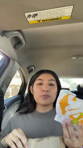 @tacobell breakfast box🤍made it b4 it ended 😂the salsa is so good tho #tacobell #ashweeyeats🤍✨ #mukbangs #eating #tacobellbreakfast #eatwithme #hashbrown 