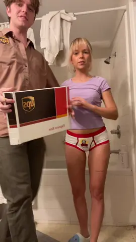 you get one hint and its cameron diaz. tiktok i am wearing a costume and im 23.