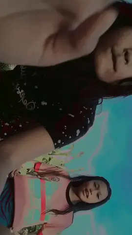 sama sepupu gue