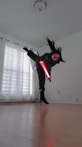 OMG I saw @Michelle C. Smith do this move and I had to try it!!🤩 I KNOW, it's not clean at all, I still need a lot of practice!💪😁 #workinprogress #martialarts #starwars 