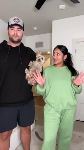 can anyone tell what Sofi is??🐶🥹 #halloweenweekend2022 #halloweencostumesforcouples #halloweencostumesforduos 