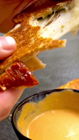 Posh toastie and crack sauce 🤤