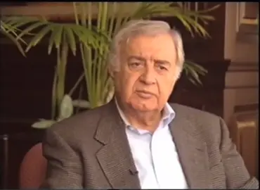 المخرج العالمي السوري الراحل مصطفى العقاد دور ليبيا في دعم الإنتاج فيلم الرسالة #مصطفى_العقاد  #العقيد_معمرالقذافي  #الرائد_عبدالسلام_جلود_المقرحي  #مجلس_قيادة_الثورة_الليبية  #الجماهيرية_العربية_الليبية_العظمى  #معمرالقذافي  #فيلم_الرسالة  #ليبيا 