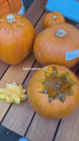 halloween is always so much fun 🎃🔪🧛🏼‍♀️ #halloween #fall #halloweenparty #autumn #Halloween2022 #spooky #pumpkin #pumpkins #imalination #aesthetic #scary #orange #ghost #halloweencostume 