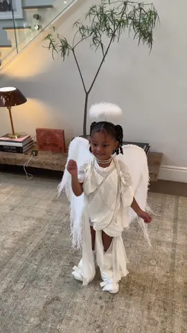 stormi said lets be angels 🤍🤍🤍