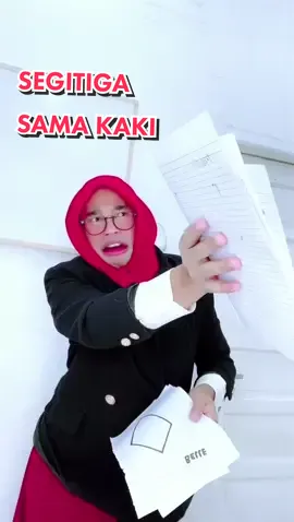 segitiga sama kaki? haha yuk belanja di @tiktokshop_indonesia  11.11 Grand Sale tgl 3-11 November 2022 lewat shopping Center,karena bakal ada Flash Sale menarik dan banyak Voucher dari Game hujan Voucher! jangan sampai ketinggalan ya! #TikTokShopPasBuatGue #TikTokShopID  #comedyweek #kisahmisum #fyp #viralditiktok 
