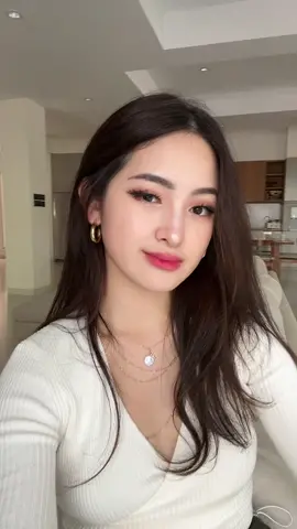 bulmatnya tebel bgt hahah