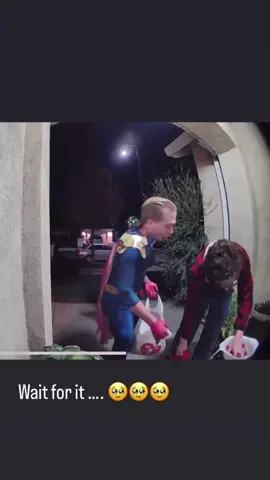 Faith in humanity 🥹 #halloween #trickortreating #trickortreats 