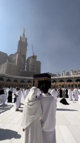 MasyaaAllah udah kangen banget sama mekkah madinah 🥺❤️ semoga tahun depan bisa kesana lagi bareng keluarga besar 🥰 