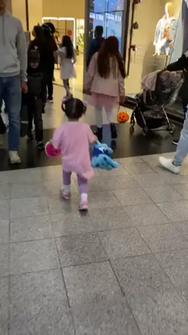Enamorada totalmente 🤌🏻🥰#parati #boo #halloween #isabella 
