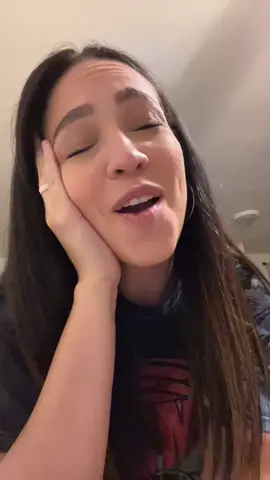 Who else has a husband who doesn’t do tiktok? #wivesoftiktok #boricuaenusa #esposamilitarboricua #husbandwife #husbandandwife 