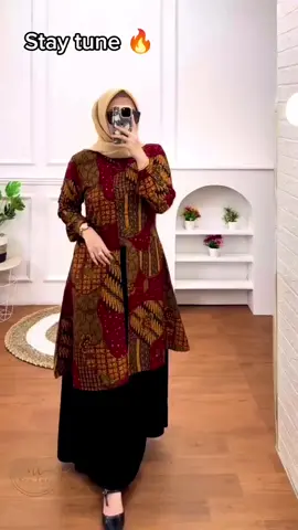 Gamis Batik Dolbi mix Jetblack, ini Kece Banget , recommended buat ibu2 Guru yaa yg suka Batik😍#gamisterbaru2022 #gamisbatik #gamisbatikcantik #newlusy #newlusycollection #lmstore #fyp #gamiskondanganmodelterbaru2022 #fypage 