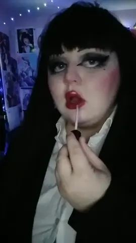 how was everyone's Halloween!! I went as ann from idv! here's tomie from a few days ago hehehe #tomiekawakami  #tomie #tomiejunjiito  #junjiito #junjitocollection  #dragqueen #fyp #crossdressing #crossplay 