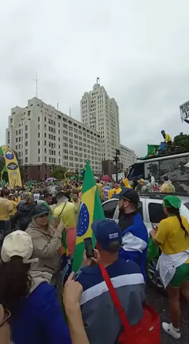 Manifestação ao vivo no Rio de Janeiro #fechadocombolsonaro #brasilacordou #Bolsonaro #eleicoes2022 #intervencao 