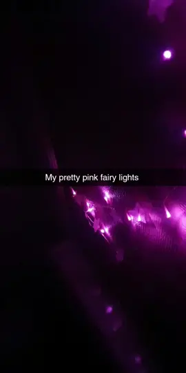 #pink#fairylightsaesthetic#autumnvibes 