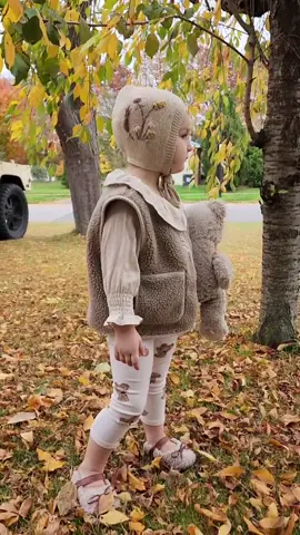 Fall Outings #naturevibes #fall #aesthetic #motherhood #kidsoftiktok #falloutfits #cozyoutfit #cozyathome #linen #sherpa #handmade 