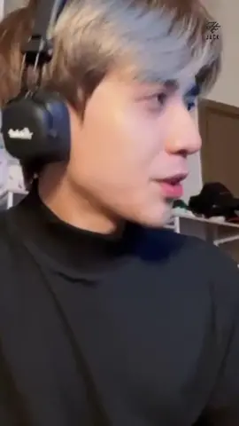 Lắng nghe những cảm xúc đầu tiên của những người bạn Tiến Linh, Văn Hậu và Quang Hùng MasterD về bản Live Stage của mình ngày mai nhé!!! 🌻🌻🌻