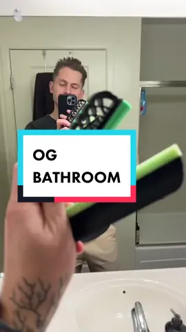 Who remembers this bathroom? #matsbeardbar #beardbar #giftsforhim2022 #giftsforhim 
