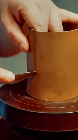 Immersive experience ceramic manufacturing process#ceramica #stoneware #wheelthrown #keramik #homedecor #tableware