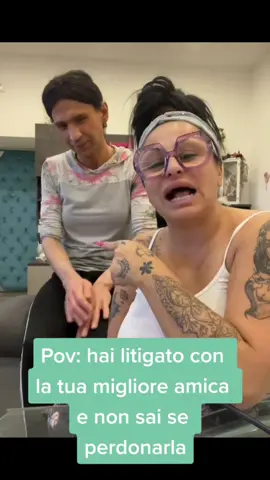Ho totto o ragione?🤣@Rita decrescenzo @mrsjoker2 #CapCut#ritadecrescenzo_ #perdonare#amica#litigio#meme#foryoupage#neiperte 