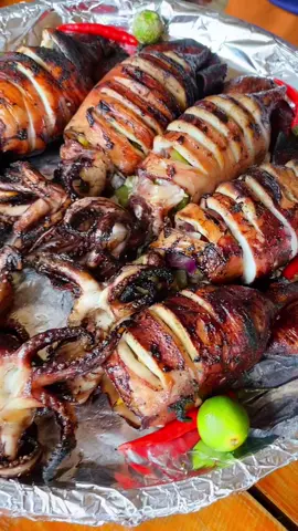 Grilled pusit🦑🔥🤤 #fyp #kapitanbbq #Foodie #titktokfood 