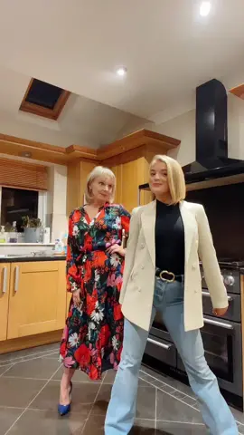 We made you look (Mum’s first TikTok)… @meghantrainor #madeyoulook #foryoupage #meghantrainor #fyp 