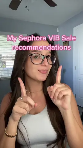 What do you recommend from the VIB Sale? #vibsale #sephora #sephoravibsale #sephorarecommendation #makeup #beauty #latinasoftiktok #latinainfluencer #hispanictiktok #hispanicinfluencer #nanoinfluencer 