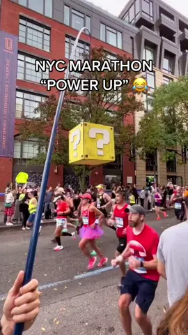 First guy understood the assignment 😂 (via @kblarson12) #nyc #marathon #Running 