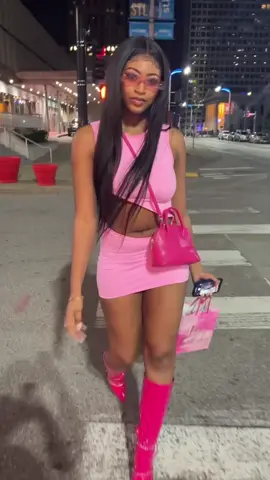My bday in a few hours 😭💞 #Scorpio 